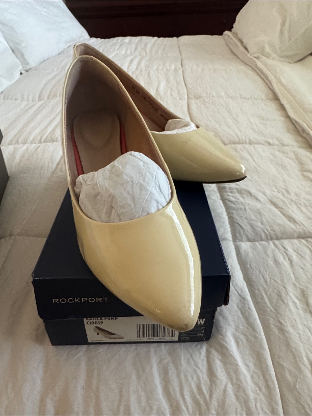 Rockport Women's Patent Pointed Toe Pump in Pale Yellow